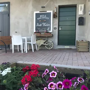 Bed & Breakfast Indi Thelar