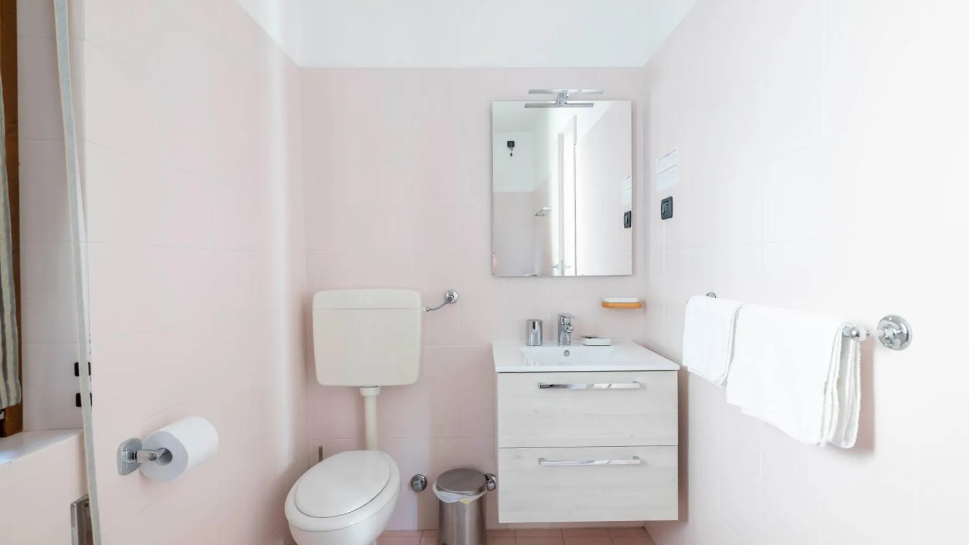 B&B Castello Cimbergo 3*,